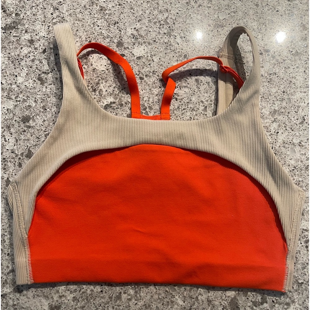Sports bra